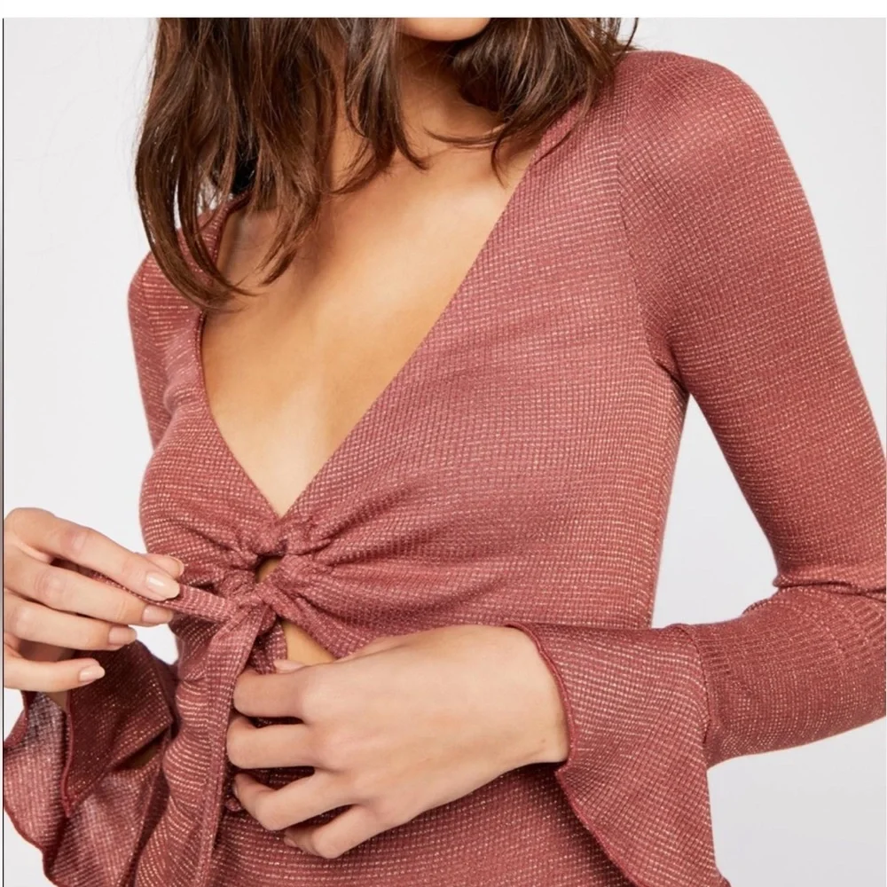 Free People Intimatly Bell Sleeve Cut Off Ruffle Top Size XS NWT